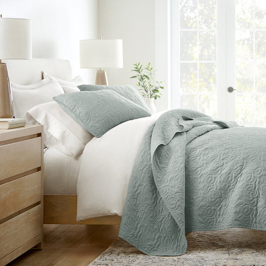 3-Piece Floral Stitch Quilted Coverlet Set
